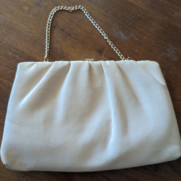 Vintage Clutch with optional Chain Handle! - Picture 12 of 13